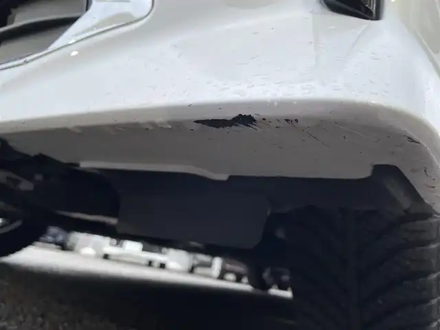 ダイハツ タント カスタム X 埼玉県 2023(令5)年 0.9万km ブラックマイカメタリック/シャイニングホワイトパール 純正9インチスマホ連携ディスプレイオーディオ/ フルセグTV Bluetooth 外部接続端子：USB/HDMI/スマートクルーズパック/レーンキープコントロール/アダプティブクルーズコントロール/スマートアシスト/衝突回避支援ブレーキ機能/衝突警報機能/ブレーキ制御付誤発進抑制機能（前後）/車線逸脱抑制制御機能/車線逸脱警報機能/路側逸脱警報機能/ふらつき警報/ドライブアシストイルミネーション/スマートパノラマパーキングパック/スマートパノラマパーキングアシスト/ステアリングスイッチ（パノラマモニター及び駐車支援用）/ヒーテッドドアミラー/両側パワースライドドア/ビルトインETC2.0/オールシーズンタイヤ（Vector 4Seasons）/純正14インチAW