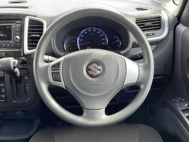 スズキ ソリオ G4 新潟県 2013(平25)年 7.8万km ブルーイッシュブラックパール3 4WD/CD/AUX/USB/バックカメラ/片側パワースライドドア/ステアリングスイッチ/運転席シートヒーター /スマートキー/プッシュスタート/純正15インチアルミホイール/社外15インチAW冬タイヤ車載