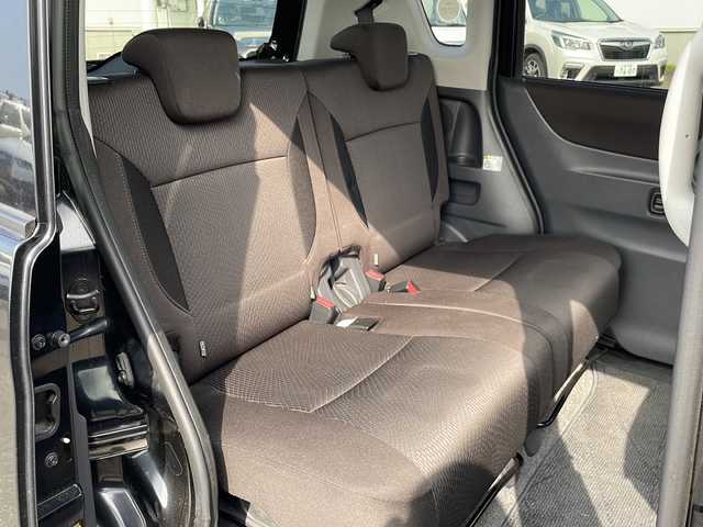 スズキ ソリオ G4 新潟県 2013(平25)年 7.8万km ブルーイッシュブラックパール3 4WD/CD/AUX/USB/バックカメラ/片側パワースライドドア/ステアリングスイッチ/運転席シートヒーター /スマートキー/プッシュスタート/純正15インチアルミホイール/社外15インチAW冬タイヤ車載