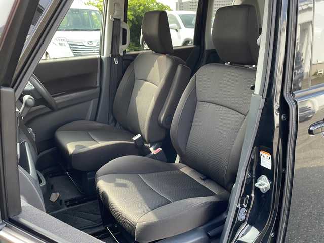 スズキ ソリオ G4 新潟県 2013(平25)年 7.8万km ブルーイッシュブラックパール3 4WD/CD/AUX/USB/バックカメラ/片側パワースライドドア/ステアリングスイッチ/運転席シートヒーター /スマートキー/プッシュスタート/純正15インチアルミホイール/社外15インチAW冬タイヤ車載
