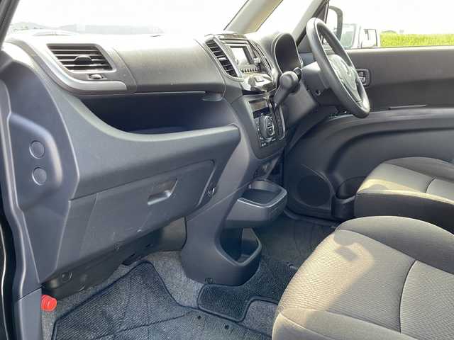 スズキ ソリオ G4 新潟県 2013(平25)年 7.8万km ブルーイッシュブラックパール3 4WD/CD/AUX/USB/バックカメラ/片側パワースライドドア/ステアリングスイッチ/運転席シートヒーター /スマートキー/プッシュスタート/純正15インチアルミホイール/社外15インチAW冬タイヤ車載
