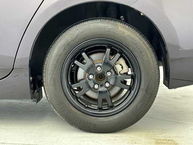 トヨタ プリウス S 福島県 2013(平25)年 2.7万km ボルドーマイカメタリック トヨタ純正HDDナビ/・フルセグTV/・Bluetooth/・CD/・DVD/ETC/ドライブレコーダー/バックカメラ/コーナーセンサー/衝突軽減ブレーキ
