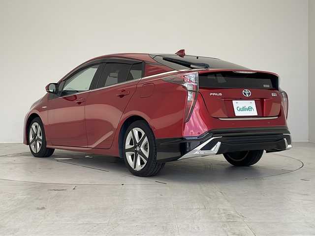 トヨタ プリウス A ツーリングセレクション 愛知県 2018(平30)年 7万km エモーショナルレッド 衝突軽減システム/純正ナビ/レーダークルーズコントロール/シートヒーター/フルセグ/CD DVD/Bluetooth/バックカメラ/コーナーセンサー/純正アルミホイール/ブラインドスポットモニター/LEDヘッドライト/オートマチックハイビーム/ドライブレコーダー/ETC/ステアリングスイッチ/スマートキー/プッシュスタート
