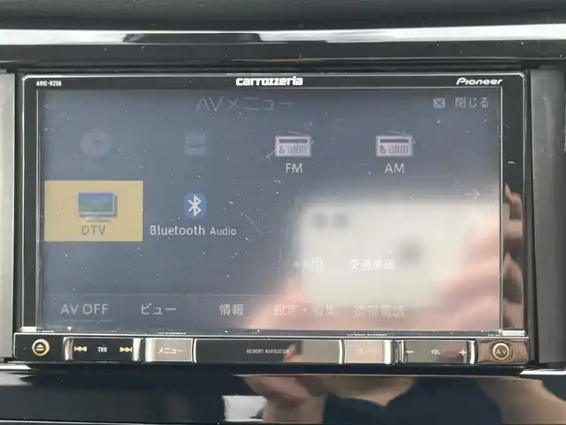 日産 エクストレイル 20X エマージェンシーブレーキ 宮城県 2015(平27)年 10.3万km ブリリアントホワイトパール (株)IDOMが運営する【じしゃロン仙台店】の自社ローン専用車両になりますこちらは現金またはオートローンご利用時の価格です。自社ローンご希望の方は別途その旨お申付け下さい/SDナビ/フルセグ/Bluetooth/CD/DVD/バックカメラ/ETC/シートヒーター/HIDヘッドライト