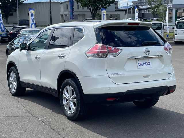 日産 エクストレイル 20X エマージェンシーブレーキ 福岡県 2015(平27)年 10.3万km ブリリアントホワイトパール (株)IDOMが運営する【じしゃロン八幡西店】の自社ローン専用車両になります。こちらは現金またはオートローンご利用時の価格です。自社ローンご希望の方は別途その旨お申付け下さい/SDナビ/フルセグ/Bluetooth/CD/DVD/バックカメラ/ETC/シートヒーター/HIDヘッドライト