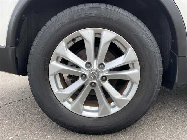 日産 エクストレイル 20X エマージェンシーブレーキ 福岡県 2015(平27)年 10.3万km ブリリアントホワイトパール (株)IDOMが運営する【じしゃロン八幡西店】の自社ローン専用車両になります。こちらは現金またはオートローンご利用時の価格です。自社ローンご希望の方は別途その旨お申付け下さい/SDナビ/フルセグ/Bluetooth/CD/DVD/バックカメラ/ETC/シートヒーター/HIDヘッドライト