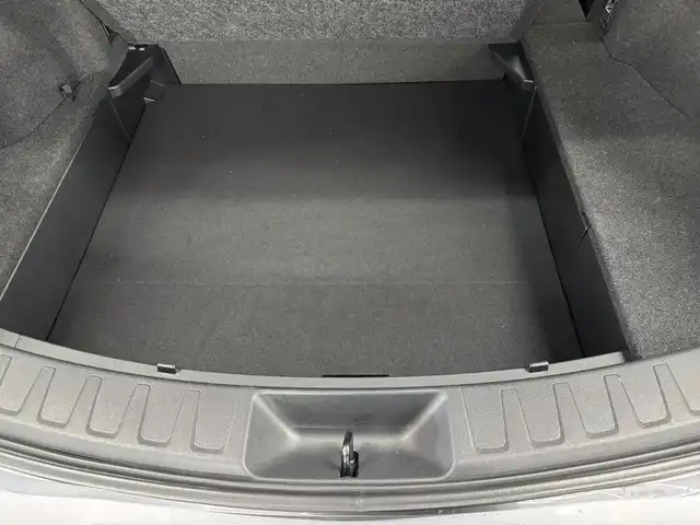 レクサス ＵＸ 250h バージョンL 三重県 2021(令3)年 6.2万km マーキュリーグレーマイカ ハイブリッド/FF/MTモード付フロアCVT/純正 10.3型ナビ/（AM/FM/CD/DVD/Blu-ray/SD/SDREC/USB/Bluetooth/Miracast/AUX/フルセグTV）/【OP】パノラミックビューモニター/ドライブレコーダー 前方/ビルトインETC2.0/LEXUS Safety System＋/●プリクラッシュセーフティ/●レーントレーシングアシスト/●レーダークルコン（全車速追従機能付）/●アダプティブハイビームシステム/●ロードサインアシスト/・【OP】ブラインドスポットモニター＋パーキングサポートブレーキ（静止物＆後方接近車両）/・先行車発進告知機能/・【OP】ITS Conncect/装備/・3眼LEDヘッドライト/・ハンズフリーパワーバックドア/・本革シート（内装色：オーカー）/・シートヒーター＆ベンチレーション（D/N）/・ステアリングヒーター/・パワーシート（Dメモリー・電動ランバーサポート付8way/N8way）/・雨滴感応式ワイパー/・USB充電ジャックx2/・タイヤ空気圧警告表示［TPWS］/・純正18inAW＋ランフラットタイヤ/・保/取/ナビ取/・スマートキーx2&カードキーx1/など