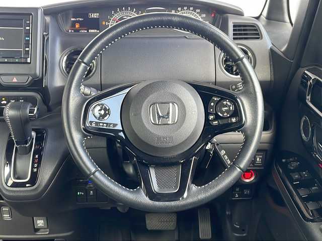 ホンダ Ｎ ＢＯＸ カスタム L ターボ 長野県 2021(令3)年 3.9万km プラチナホワイトパール ホンダセンシング /ギャザーズナビTV/バックカメラ/ETC/両側パワースライドドア/ハーフレザーシート/シートヒーター /LEDヘッドライト/プッシュスタート/スペアキー