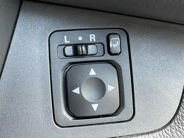 日産 デイズ ルークス ハイウェイスター Xターボ 千葉県 2018(平30)年 0.7万km オーシャンブルーP ワンオーナー/ターボ/衝突軽減ブレーキ/全方位カメラ/純正７インチＳＤナビ/フルセグＴＶ/ＥＴＣ/純正１４インチアルミホイール/コーナーセンサー/ＬＥＤヘッドライト/オートライト/オートハイビーム