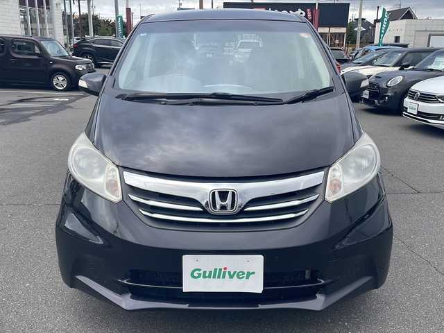 ホンダ フリード GH 長野県 2012(平24)年 11.4万km プレミアムブラキッシュパール ・純正7インチナビゲーション/CD DVD ワンセグTV/・バックカメラ/・ETC/・片側パワースライドドア/・アイドリングストップ/・スマートキー/・社外15インチアルミホイール