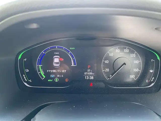 ホンダ インサイト EX・ブラックスタイル 熊本県 2020(令2)年 7.1万km プラチナホワイトパール 純正ナビ/・AM/FM/CD/DVD/BT/・フルセグTV/バックカメラ/CMBS（衝突被害軽減ブレーキ）/先行車検知/・発信お知らせ/路外逸脱抑制/レーンキープアシスト/ブライドスポットシステム/標識認識機能/ドライバー注意力モニター/前後パーキングセンサーシステム/レーダークルーズコントロール/・追従走行機能/・操舵支援機能/横滑り防止装置/ビルトインETC2.0/前後純正ドライブレコーダー/ハーフレザーシート/・D/Nパワーシート/・D/Nシートヒーター/純正ステアリング/・ステアリングスイッチ/・パドルシフト/電動格納ミラー/・ミラーヒーター/LEDヘッドライト/・オートライト/・フォグランプ/純正フロアマット/純正18インチAW/プッシュスタート/・スマートキー/・スペアキー