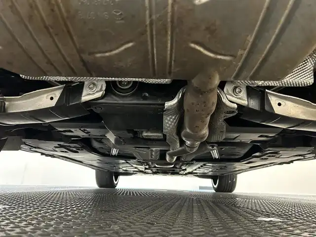 メルセデス・ベンツ ＧＬＢ２５０ 4マチック スポーツ 新潟県 2021(令3)年 4.6万km デジタルホワイト ナビゲーションパッケージ/・テレビ機能/・アクティブステアリングアシスト/・トラフィックサインアシスト/レーダーセーフティパッケージ/・アクティブブレーキアシスト/・アクティブディスタンスアシスト/・アクティブブラインドスポットアシスト/３６０°カメラシステム/メモリー付フルパワーシート/シートヒーター/クルーズコントロール＆可変スピードリミッター/パドルシフト/ホイール付きスタッドレス車載/４WD/アイドリングストップ/スペアキー１本/ETC2.0/アンビエントライト（64色）