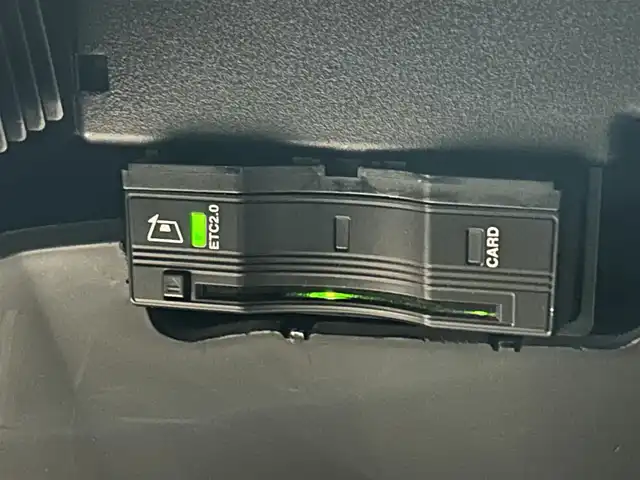 メルセデス・ベンツ ＧＬＢ２５０ 4マチック スポーツ 新潟県 2021(令3)年 4.6万km デジタルホワイト ナビゲーションパッケージ/・テレビ機能/・アクティブステアリングアシスト/・トラフィックサインアシスト/レーダーセーフティパッケージ/・アクティブブレーキアシスト/・アクティブディスタンスアシスト/・アクティブブラインドスポットアシスト/３６０°カメラシステム/メモリー付フルパワーシート/シートヒーター/クルーズコントロール＆可変スピードリミッター/パドルシフト/ホイール付きスタッドレス車載/４WD/アイドリングストップ/スペアキー１本/ETC2.0/アンビエントライト（64色）