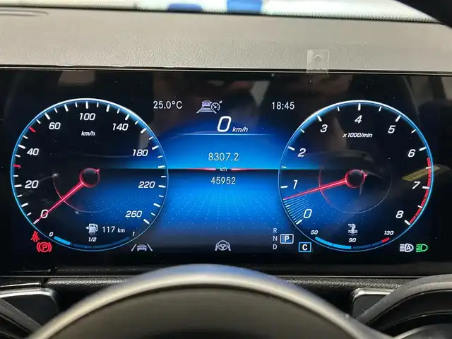 メルセデス・ベンツ ＧＬＢ２５０ 4マチック スポーツ 新潟県 2021(令3)年 4.6万km デジタルホワイト ナビゲーションパッケージ/・テレビ機能/・アクティブステアリングアシスト/・トラフィックサインアシスト/レーダーセーフティパッケージ/・アクティブブレーキアシスト/・アクティブディスタンスアシスト/・アクティブブラインドスポットアシスト/３６０°カメラシステム/メモリー付フルパワーシート/シートヒーター/クルーズコントロール＆可変スピードリミッター/パドルシフト/ホイール付きスタッドレス車載/４WD/アイドリングストップ/スペアキー１本/ETC2.0/アンビエントライト（64色）