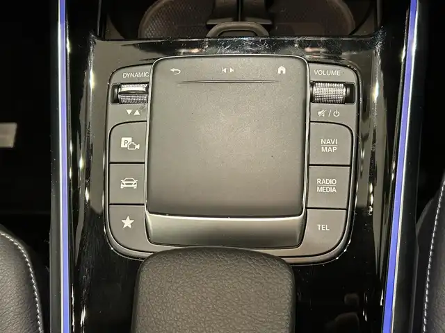 メルセデス・ベンツ ＧＬＢ２５０ 4マチック スポーツ 新潟県 2021(令3)年 4.6万km デジタルホワイト ナビゲーションパッケージ/・テレビ機能/・アクティブステアリングアシスト/・トラフィックサインアシスト/レーダーセーフティパッケージ/・アクティブブレーキアシスト/・アクティブディスタンスアシスト/・アクティブブラインドスポットアシスト/３６０°カメラシステム/メモリー付フルパワーシート/シートヒーター/クルーズコントロール＆可変スピードリミッター/パドルシフト/ホイール付きスタッドレス車載/４WD/アイドリングストップ/スペアキー１本/ETC2.0/アンビエントライト（64色）