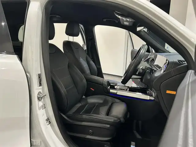 メルセデス・ベンツ ＧＬＢ２５０ 4マチック スポーツ 新潟県 2021(令3)年 4.6万km デジタルホワイト ナビゲーションパッケージ/・テレビ機能/・アクティブステアリングアシスト/・トラフィックサインアシスト/レーダーセーフティパッケージ/・アクティブブレーキアシスト/・アクティブディスタンスアシスト/・アクティブブラインドスポットアシスト/３６０°カメラシステム/メモリー付フルパワーシート/シートヒーター/クルーズコントロール＆可変スピードリミッター/パドルシフト/ホイール付きスタッドレス車載/４WD/アイドリングストップ/スペアキー１本/ETC2.0/アンビエントライト（64色）