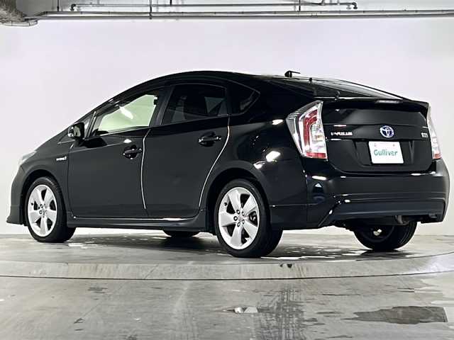 トヨタ プリウス G 広島県 2015(平27)年 7.4万km ブラック 禁煙/モデリスタエアロ/クルーズコントロール/純正８型ナビ（NSZA-X64T）/・フルセグ/CD/DVD/SD/SDREC/バックカメラ/革巻きステアリング/ステアリングスイッチ/オートライト/トノカバー/純正ドアバイザー/電動格納ウィンカーミラー/社外ドライブレコーダー（DC-DR412）/ETC/スマートキー/プッシュスタート/スペアキー/純正17インチアルミホイール