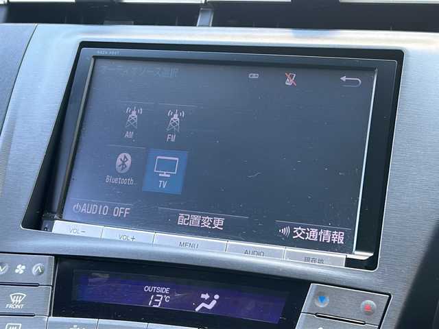 トヨタ プリウス G 広島県 2015(平27)年 7.4万km ブラック 禁煙/モデリスタエアロ/クルーズコントロール/純正８型ナビ（NSZA-X64T）/・フルセグ/CD/DVD/SD/SDREC/バックカメラ/革巻きステアリング/ステアリングスイッチ/オートライト/トノカバー/純正ドアバイザー/電動格納ウィンカーミラー/社外ドライブレコーダー（DC-DR412）/ETC/スマートキー/プッシュスタート/スペアキー/純正17インチアルミホイール