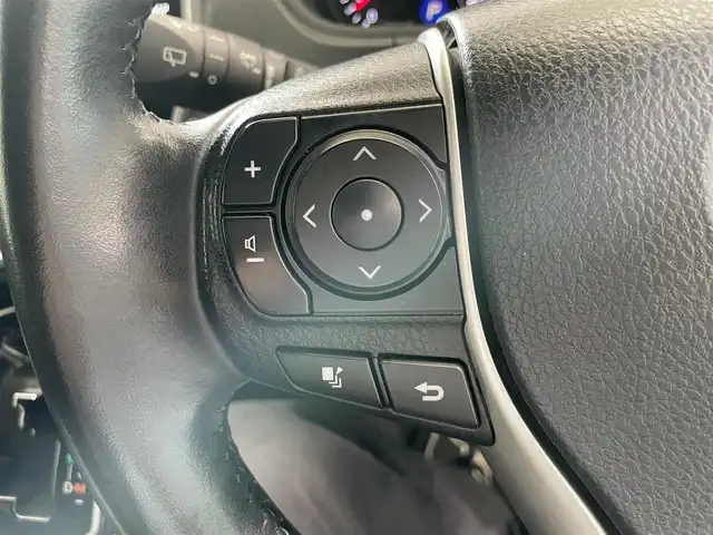 トヨタ ヴォクシー ZS 煌Ⅱ 鹿児島県 2020(令2)年 6.2万km ホワイトパールクリスタルシャイン 純正１０インチナビ【NSZN-Z68T】/(Bluetooth.TV.CD.DVD)/バックモニター/トヨタセーフティセンス/・レーンキープアシスト/・プリクラッシュセーフティ/・オートハイビーム/両側パワースライドドア /ETC2.0/純正ドライブレコーダー【DRT-H68A】/LEDヘッドライト/純正フロアマット/純正ドアバイザー