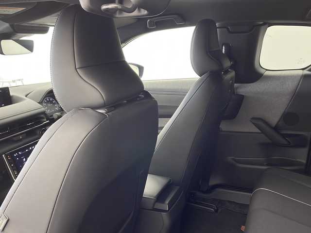 マツダ ＭＸ－３０ロータリーＥＶ エディションR 兵庫県 2023(令5)年 0.5万km 黒Ⅱ ・純正ナビ/Bluetooth/USB/HDMI/TV/・360°ビューモニター/・ビルトインETC/・車間維持制御/・速度標識警報/・ドライバーモニタリング/・前後側方接近車両検知/・車線逸脱警報システム/・ブラインドスポットモニタリング/・ディスタンス＆スピードアラート/・レーンキープアシストシステム/・スマートブレーキサポート/・スマートシティブレーキサポート/・緊急時車線維持支援/・パーキングセンサー/・ヘッドアップディスプレイ/・ハーフレザーシート/・運転席パワーシート/・前席シートヒーター/・革巻きステアリング/・パドルシフト/・ステアリングヒーター/・レーダークルーズコントロール/・アダプティブＬＥＤヘッドライト/・純正18インチアルミホイール