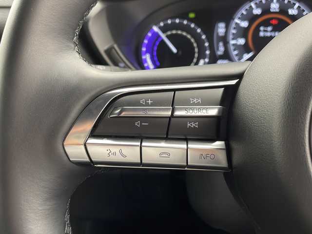 マツダ ＭＸ－３０ロータリーＥＶ エディションR 兵庫県 2023(令5)年 0.5万km 黒Ⅱ ・純正ナビ/Bluetooth/USB/HDMI/TV/・360°ビューモニター/・ビルトインETC/・車間維持制御/・速度標識警報/・ドライバーモニタリング/・前後側方接近車両検知/・車線逸脱警報システム/・ブラインドスポットモニタリング/・ディスタンス＆スピードアラート/・レーンキープアシストシステム/・スマートブレーキサポート/・スマートシティブレーキサポート/・緊急時車線維持支援/・パーキングセンサー/・ヘッドアップディスプレイ/・ハーフレザーシート/・運転席パワーシート/・前席シートヒーター/・革巻きステアリング/・パドルシフト/・ステアリングヒーター/・レーダークルーズコントロール/・アダプティブＬＥＤヘッドライト/・純正18インチアルミホイール