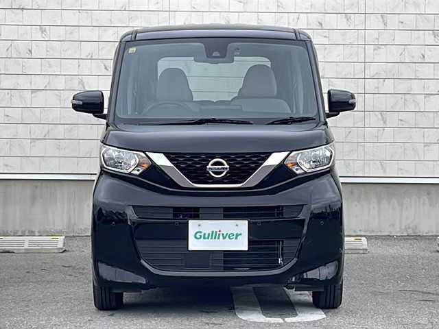 日産 ルークス X 山形県 2020(令2)年 0.7万km ブラック ワンオーナー/３６０°セーフティアシスト/・インテリジェントエマージェンシーブレーキ/・ふらつき警報/・前方衝突予測警報/・標識検知機能/・側方運転支援/・後側方衝突防止支援システム/・アラウンドビューモニター/・踏み間違い衝突防止アシスト/・後退時車両検知警報/純正ナビ(CD.SD.BT.ipod)/フルセグ/バックカメラ/ハンズフリーパワースライドドア/ナビ連動ドライブレコーダー/シートヒーター/プッシュスタート/スマートキー/ドアバイザー