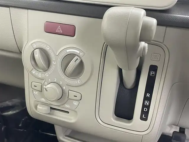 スズキ ラパン G 埼玉県 2022(令4)年 0.7万km フォーンベージュM ナビ　BT　CD　DVD シートヒーター　衝突被害軽減　スペアキー　レーンアシスト　オートライト　アイドリングストップ　フロアマット　スマートキー　エアバッグ