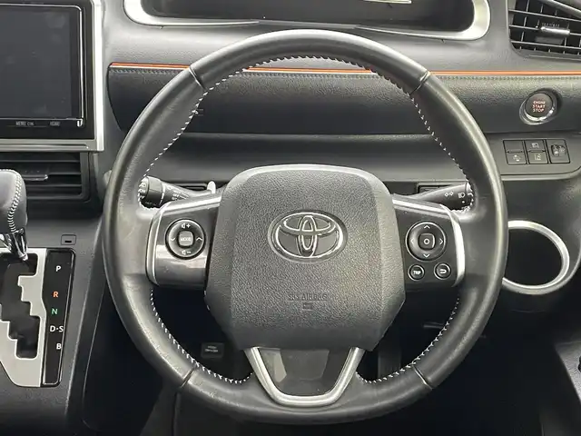 トヨタ シエンタ G 埼玉県 2020(令2)年 5万km ダークブルーマイカM 純正９型ナビ　両側　Ｂカメラ　ＥＴＣ　ＬＥＤヘッドライト　前後ドライブレコーダー　フルセグTV　Bluetooth　CD/DVD　スマートキー　衝突被害軽減　純正フロアマット　フルフラット