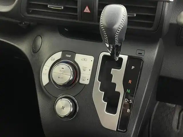 トヨタ シエンタ G 埼玉県 2020(令2)年 5万km ダークブルーマイカM 純正９型ナビ　両側　Ｂカメラ　ＥＴＣ　ＬＥＤヘッドライト　前後ドライブレコーダー　フルセグTV　Bluetooth　CD/DVD　スマートキー　衝突被害軽減　純正フロアマット　フルフラット