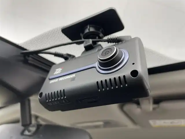 トヨタ シエンタ G 埼玉県 2020(令2)年 5万km ダークブルーマイカM 純正９型ナビ　両側　Ｂカメラ　ＥＴＣ　ＬＥＤヘッドライト　前後ドライブレコーダー　フルセグTV　Bluetooth　CD/DVD　スマートキー　衝突被害軽減　純正フロアマット　フルフラット