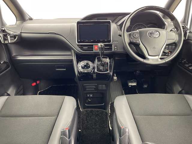 トヨタ ノア Si ダブルバイビーⅢ 鹿児島県 2020(令2)年 2.8万km ホワイトパールクリスタルシャイン ディーラーナビ　/（フルセグ/Bluetooth/CD/DVD）/フリップダウンモニター　/バックカメラ　/ドライブレコーダー　/ハーフレザー　/両側パワースライドドア　/オートホールド　/レーンキープアシスト　/クルーズコントロール　/バイザー　/オートハイビーム/ETC2.0/LEDヘッドライト/衝突軽減ブレーキ/スマートキー