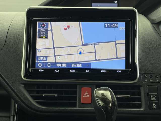 トヨタ ノア Si ダブルバイビーⅢ 鹿児島県 2020(令2)年 2.8万km ホワイトパールクリスタルシャイン ディーラーナビ　/（フルセグ/Bluetooth/CD/DVD）/フリップダウンモニター　/バックカメラ　/ドライブレコーダー　/ハーフレザー　/両側パワースライドドア　/オートホールド　/レーンキープアシスト　/クルーズコントロール　/バイザー　/オートハイビーム/ETC2.0/LEDヘッドライト/衝突軽減ブレーキ/スマートキー