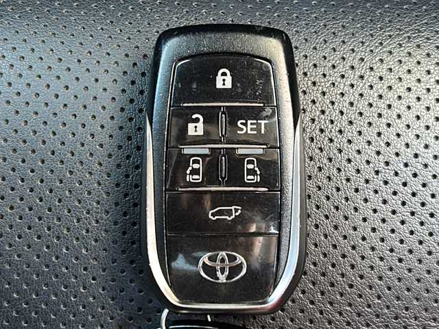 トヨタ ヴェルファイア Z Gエディション 岐阜県 2019(令1)年 8.8万km ブラック 登録時走行距離87961km/登録時走行距離87961km/純正１０インチナビ(NSZN-Z68T)/バックモニター/フルセグテレビ/モデリスタエアロ/サンルーフ/１２インチフリップダウンモニター/ステアリングヒーター/パワーシート/エアシート/シートヒーター/フォグランプ/ＥＴＣ/LEDヘッドライト/横滑り防止装置/衝突被害軽減システム/オートマチックハイビーム/両側パワースライドドア/スマートキー/プッシュスタート