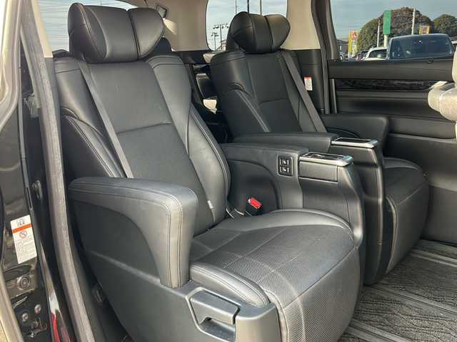 トヨタ ヴェルファイア Z Gエディション 岐阜県 2019(令1)年 8.8万km ブラック 登録時走行距離87961km/登録時走行距離87961km/純正１０インチナビ(NSZN-Z68T)/バックモニター/フルセグテレビ/モデリスタエアロ/サンルーフ/１２インチフリップダウンモニター/ステアリングヒーター/パワーシート/エアシート/シートヒーター/フォグランプ/ＥＴＣ/LEDヘッドライト/横滑り防止装置/衝突被害軽減システム/オートマチックハイビーム/両側パワースライドドア/スマートキー/プッシュスタート