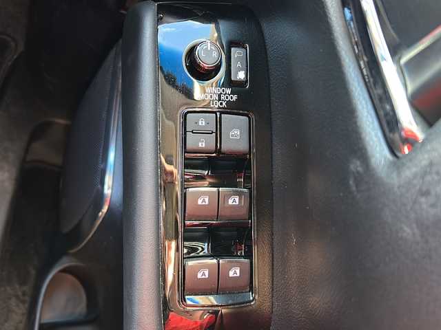 トヨタ ヴェルファイア Z Gエディション 岐阜県 2019(令1)年 8.8万km ブラック 登録時走行距離87961km/登録時走行距離87961km/純正１０インチナビ(NSZN-Z68T)/バックモニター/フルセグテレビ/モデリスタエアロ/サンルーフ/１２インチフリップダウンモニター/ステアリングヒーター/パワーシート/エアシート/シートヒーター/フォグランプ/ＥＴＣ/LEDヘッドライト/横滑り防止装置/衝突被害軽減システム/オートマチックハイビーム/両側パワースライドドア/スマートキー/プッシュスタート