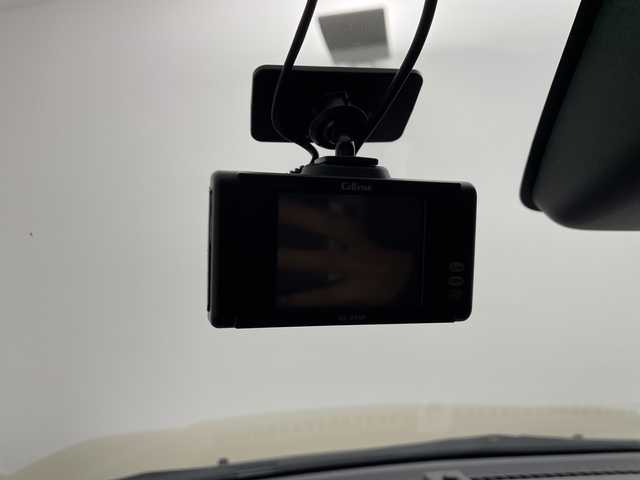 トヨタ ライズ G 愛知県 2021(令3)年 5万km ナチュラルベージュマイカM 純正ナビ(NSZT-W68T)/バックカメラ/Bluetooth・/スマートアシスト/衝突回避支援ブレーキ/衝突警報/車線逸脱警報/車線逸脱抑制制御/ブレーキ制御付誤発進抑制(前方・後方)/先行車発進お知らせ/オートマチックハイビーム/フロント・バックソナー/標識認識/横滑り防止/アイドリングストップ/ヒルスタートアシスト/LEDヘッドライト/オートライト/オート電動格納ミラーウィンカー/ファブリックシート/純正フロアマット/プッシュスタート/スマートキー/スペアキー/保証書・取扱説明書