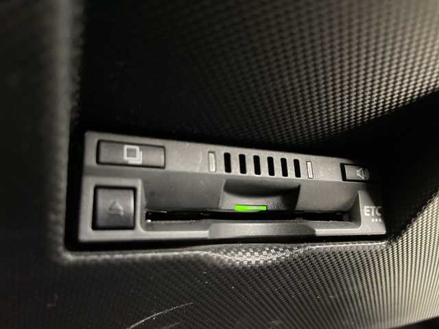 トヨタ ライズ G 愛知県 2021(令3)年 5万km ナチュラルベージュマイカM 純正ナビ(NSZT-W68T)/バックカメラ/Bluetooth・/スマートアシスト/衝突回避支援ブレーキ/衝突警報/車線逸脱警報/車線逸脱抑制制御/ブレーキ制御付誤発進抑制(前方・後方)/先行車発進お知らせ/オートマチックハイビーム/フロント・バックソナー/標識認識/横滑り防止/アイドリングストップ/ヒルスタートアシスト/LEDヘッドライト/オートライト/オート電動格納ミラーウィンカー/ファブリックシート/純正フロアマット/プッシュスタート/スマートキー/スペアキー/保証書・取扱説明書