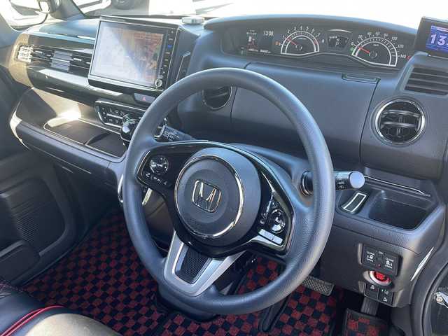 ホンダ Ｎ ＢＯＸ カスタム G L ホンダセンシング 鹿児島県 2019(平31)年 8.5万km クリスタルブラックパール ワンオーナー/純正8インチナビ/フルセグ/Bluetooth/バックカメラ/両側パワースライドドア/ホンダセンシング/前方ドライブレコーダー/ステアリングスイッチ/ビルトインETC/LEDヘッドライト/フロントフォグランプ/リアサンシェード/シートカバー/スマートキー2本/プッシュスタート/セルスターレーダー（AR-E15A）