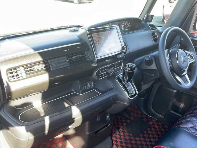 ホンダ Ｎ ＢＯＸ カスタム G L ホンダセンシング 鹿児島県 2019(平31)年 8.5万km クリスタルブラックパール ワンオーナー/純正8インチナビ/フルセグ/Bluetooth/バックカメラ/両側パワースライドドア/ホンダセンシング/前方ドライブレコーダー/ステアリングスイッチ/ビルトインETC/LEDヘッドライト/フロントフォグランプ/リアサンシェード/シートカバー/スマートキー2本/プッシュスタート/セルスターレーダー（AR-E15A）