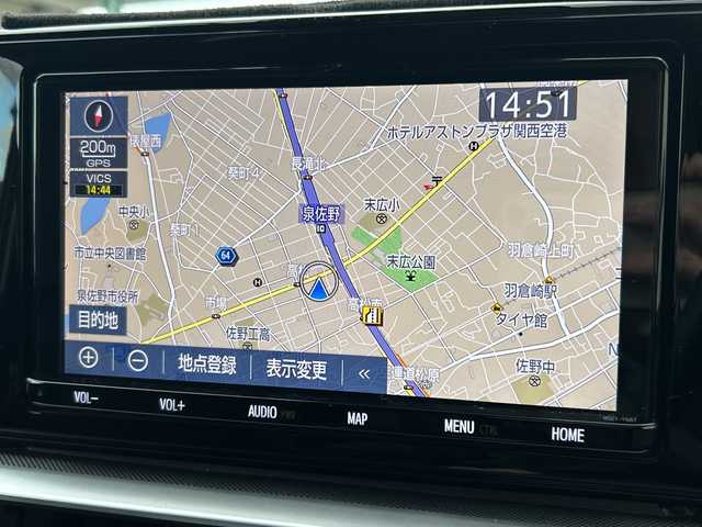 トヨタ ライズ Z 大阪府 2020(令2)年 8.7万km ブラックマイカメタリック/シャイニングホワイトパール 純正9インチSDナビ(NSZT-Y68T)/BT/CD/DVD/フルセグTV/AUX/HDMI/360度カメラ/デジタルインナーミラー/スマートアシスト/・衝突警報機能/・衝突回避支援ブレーキ/・ブレーキ制御付誤発信抑制機能/・車線逸脱警報機能/・車線逸脱抑制制御機能/・先行車発進お知らせ機能/・追従機能付きクルーズコントロール/・レーンキープコントロール/・オートハイビーム/前後ソナー/前席シートヒーター/前後ドラレコ/純正ビルトインETC2.0/USB充電ポート（前席1口、後席2口）/純正17インチAW/スペアキー/イエローフォグランプ（VELENO）/サブウーファー（KENWOOD）/フットライト