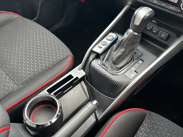 トヨタ ライズ Z 大阪府 2020(令2)年 8.7万km ブラックマイカメタリック/シャイニングホワイトパール 純正9インチSDナビ(NSZT-Y68T)/BT/CD/DVD/フルセグTV/AUX/HDMI/360度カメラ/デジタルインナーミラー/スマートアシスト/・衝突警報機能/・衝突回避支援ブレーキ/・ブレーキ制御付誤発信抑制機能/・車線逸脱警報機能/・車線逸脱抑制制御機能/・先行車発進お知らせ機能/・追従機能付きクルーズコントロール/・レーンキープコントロール/・オートハイビーム/前後ソナー/前席シートヒーター/前後ドラレコ/純正ビルトインETC2.0/USB充電ポート（前席1口、後席2口）/純正17インチAW/スペアキー/イエローフォグランプ（VELENO）/サブウーファー（KENWOOD）/フットライト