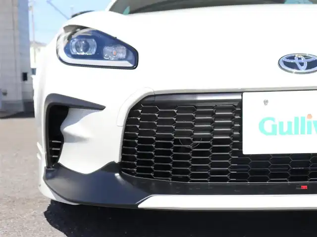 トヨタ ＧＲ８６ RZ 神奈川県 2025(令7)年 0.1万km未満 クリスタルホワイトパール ：オプション：/クリスタルホワイトパール（K1X）/TRD／GRエアロ&スポーツマフラー/SACHS（ZF)アブソーバー/GR純正フロアマット/：ワンオーナー ：/シートヒーター（前席）/純正18インチアルミホイール/6速マニュアル/ーーーーーーーーーーーーーーーーーーー/保証書/取扱説明書/スペアスマートキー×1本/メモリナビ