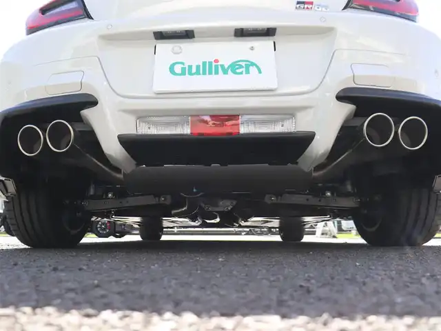 トヨタ ＧＲ８６ RZ 神奈川県 2025(令7)年 0.1万km未満 クリスタルホワイトパール ：オプション：/クリスタルホワイトパール（K1X）/TRD／GRエアロ&スポーツマフラー/SACHS（ZF)アブソーバー/GR純正フロアマット/：ワンオーナー ：/シートヒーター（前席）/純正18インチアルミホイール/6速マニュアル/ーーーーーーーーーーーーーーーーーーー/保証書/取扱説明書/スペアスマートキー×1本/メモリナビ