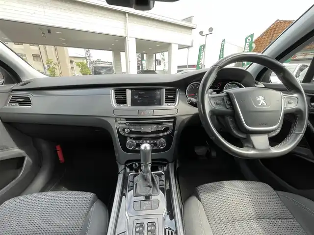 プジョー ５０８ アリュール 岡山県 2016(平28)年 10.1万km BLANC NACRE 登録時走行距離100.688km/純正ナビ：CNZU510DXA/（AM/FM/CD/Bluetooth）/バックカメラ/パワーシート(D+N席)/シートヒーター(D+N席)/コーナーセンサー/前後ドライブレコーダー/クルーズコントロール/パドルシフト/電動パーキングブレーキ/スペアキー×1/ETC/ステアリングスイッチ/プッシュスタート/スマートキー