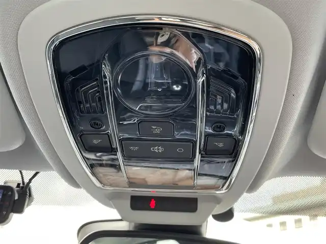 プジョー ５０８ アリュール 岡山県 2016(平28)年 10.1万km BLANC NACRE 登録時走行距離100.688km/純正ナビ：CNZU510DXA/（AM/FM/CD/Bluetooth）/バックカメラ/パワーシート(D+N席)/シートヒーター(D+N席)/コーナーセンサー/前後ドライブレコーダー/クルーズコントロール/パドルシフト/電動パーキングブレーキ/スペアキー×1/ETC/ステアリングスイッチ/プッシュスタート/スマートキー