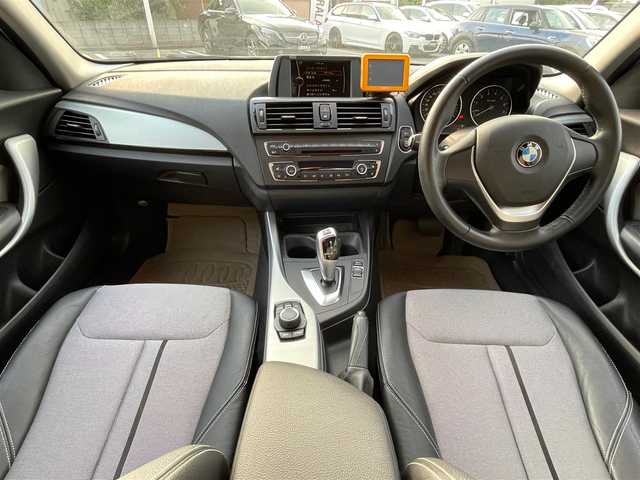 ＢＭＷ １１６ｉ スタイル 香川県 2012(平24)年 2.2万km グレイシャーシルバー スマートキー2本/プッシュスタート/アイドリングストップ/ドアバイザー/HDDオーディオ/ETC/シートヒーター/純正16インチアルミ/FRフォグ/FRドライブレコーダー/革巻きステアリング/オートライト/オートワイパー