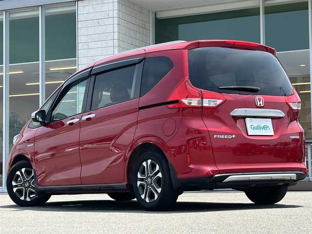 ホンダ フリード＋ ハイブリット クロスター ホンダセンシング 兵庫県 2022(令4)年 2万km プレミアムクリスタルレッドM 純正SDナビ/フルセグTV/BTオーディオ/バックカメラ/ビルトインETC/前後ドライブレコーダー/両側パワースライドドア/前席シートヒーター/LEDオートライト/ホンダセンシング/クルーズコントロール（追従走行アリ）