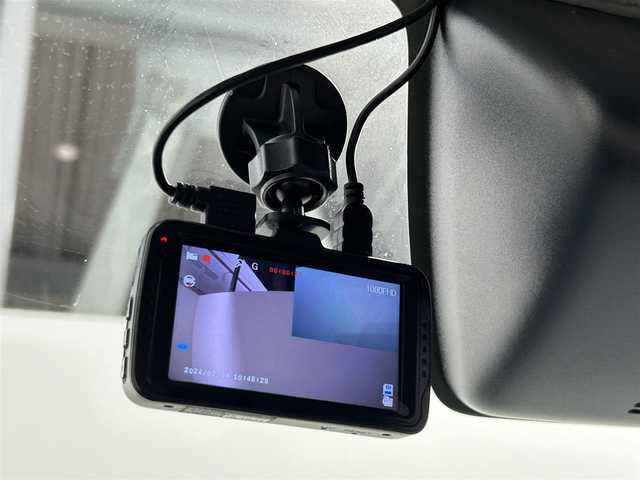 トヨタ ルーミー カスタムG 大阪府 2020(令2)年 4.8万km パールホワイトⅢ 社外ナビ　バックカメラ　ＢＴ　フルセグ　スマートアシスト　両側パワースライドドア　ＥＴＣ　クルーズコントロール　オートライト　ＬＥＤヘッドライト　スマートキー　ドライブレコーダー　クリアランスソナー
