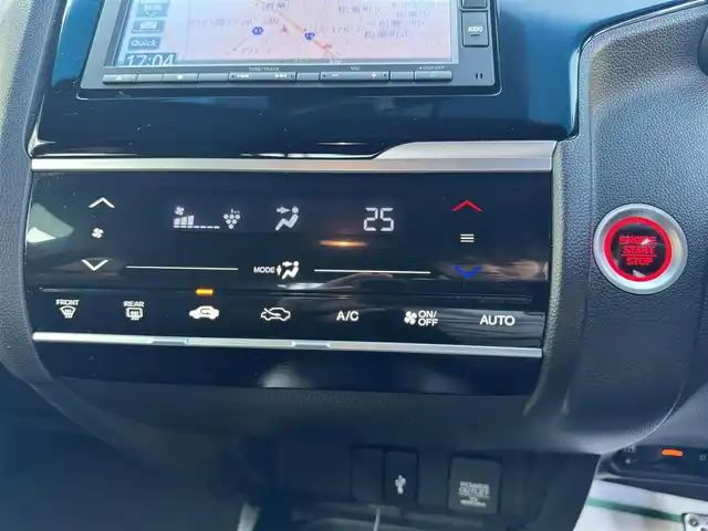 ホンダ フィット 13G･モデューロスタイル ホンダセンシング 千葉県 2019(令1)年 1.9万km ミッドナイトブルービームM ホンダセンシング/衝突軽減ブレーキ/レーダークルーズ/レーンキープアシスト/純正SDナビ/Bluetooth/バックカメラ/ドライブレコーダー/アイドリングストップ/LEDライト/ETC/スマートキー