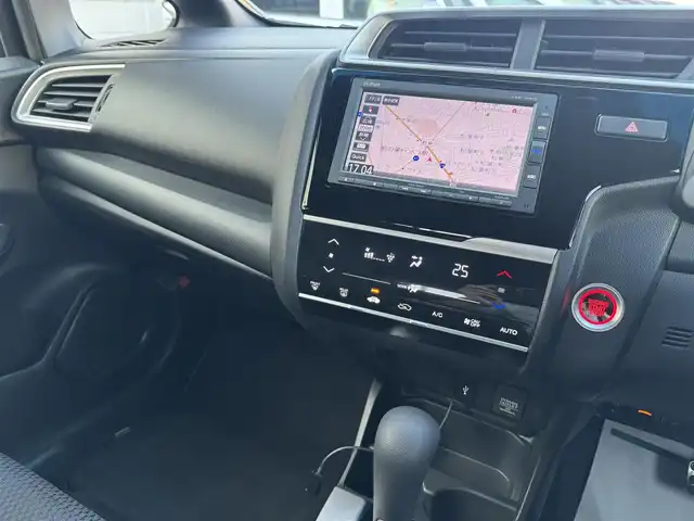 ホンダ フィット 13G･モデューロスタイル ホンダセンシング 千葉県 2019(令1)年 1.9万km ミッドナイトブルービームM ホンダセンシング/衝突軽減ブレーキ/レーダークルーズ/レーンキープアシスト/純正SDナビ/Bluetooth/バックカメラ/ドライブレコーダー/アイドリングストップ/LEDライト/ETC/スマートキー
